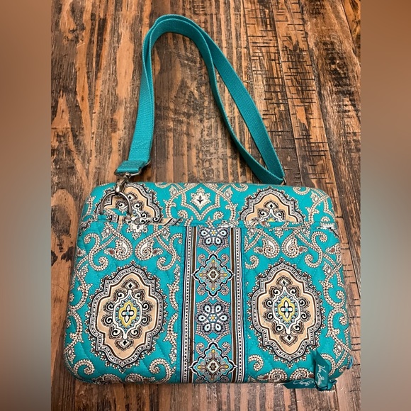 Vera Bradley Totally Turquoise IPad Hard Shell - Picture 3 of 12